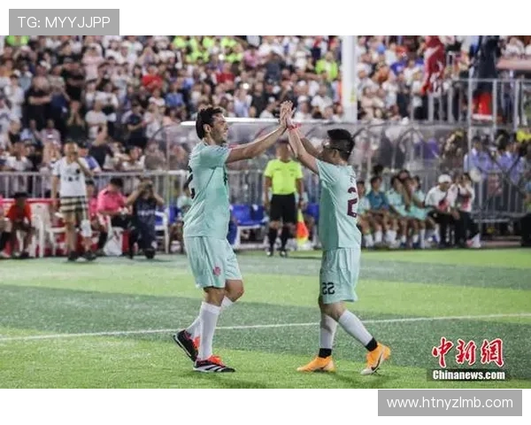 足球明星卡卡精彩直播回顾与球迷互动分享活动全记录 足球明星卡卡精彩直播回顾与球迷互动分享活动全记录